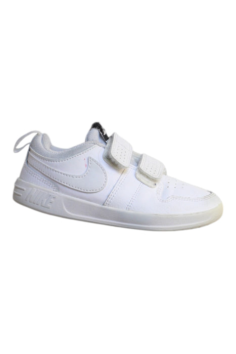 A White Sneakers from Nike in size 4T for boy. (Front View)