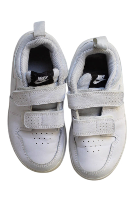 A White Sneakers from Nike in size 4T for boy. (Back View)