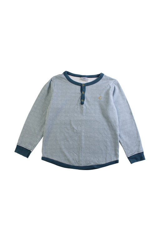 A Grey Long Sleeve Tops from Petit Bateau in size 6T for boy. (Front View)