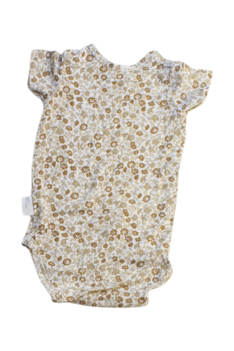 A Beige Short Sleeve Bodysuits from Quincy Mae in size 3-6M for girl. (Back View)