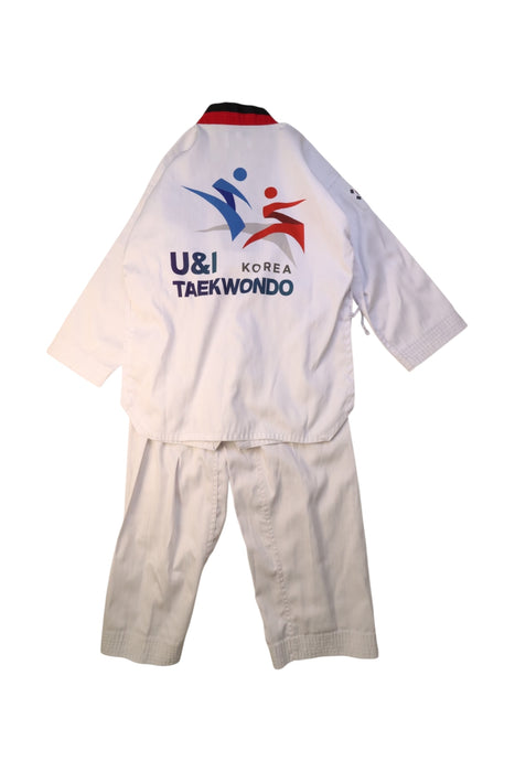 A White Halloween Costumes from Fila in size 7Y for boy. (Back View)