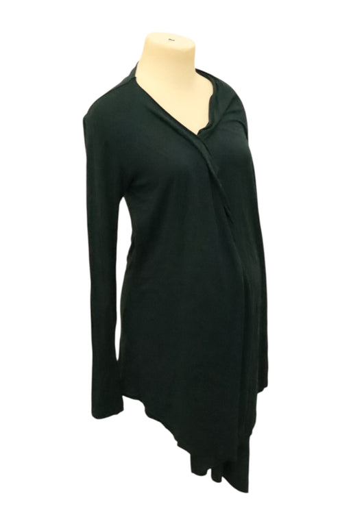 A Black Long Sleeve Tops from Mothers en Vogue in size Maternity-S for maternity. (Front View)