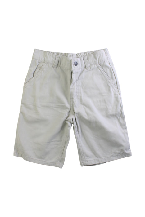A White Shorts from Calvin Klein in size 6T for boy. (Front View)