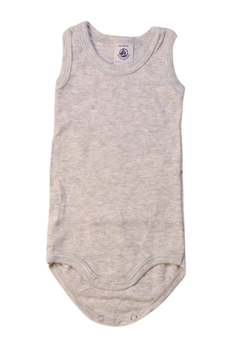 A Grey Sleeveless Bodysuits from Petit Bateau in size 0-3M for boy. (Front View)