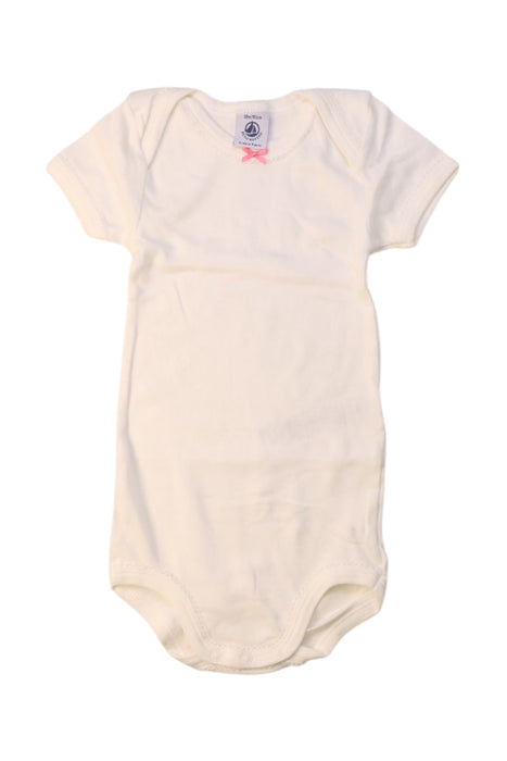 A White Short Sleeve Bodysuits from Petit Bateau in size 12-18M for girl. (Front View)