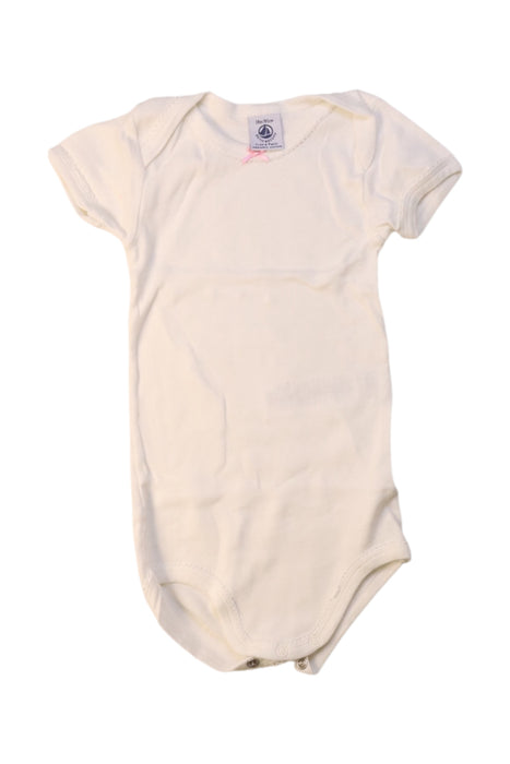 A Ivory Short Sleeve Bodysuits from Petit Bateau in size 12-18M for girl. (Front View)