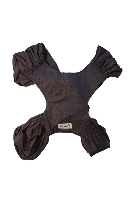 A Grey Baby Carriers from Konny in size O/S for neutral. (Front View)