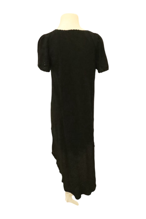 A Black Short Sleeve Dresses from Hatch in size Maternity-L for maternity. (Back View)