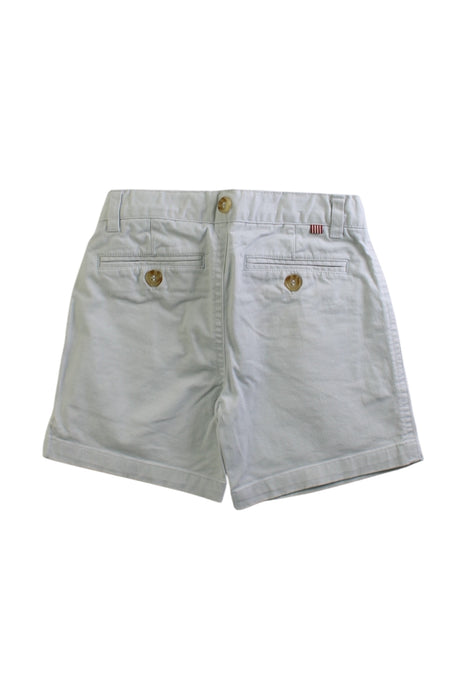 A White Shorts from Tizzas in size 4T for boy. (Back View)