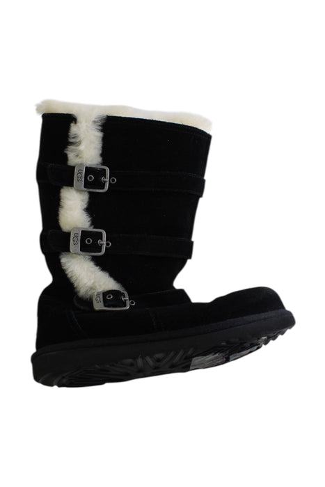 A Black Winter Boots from UGG in size 11Y for girl. (Front View)