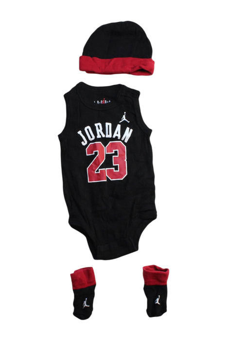 A Black Sleeveless Bodysuits from Air Jordan in size 6-12M for boy. (Front View)
