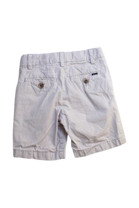 A White Shorts from Polo Ralph Lauren in size 3T for boy. (Back View)