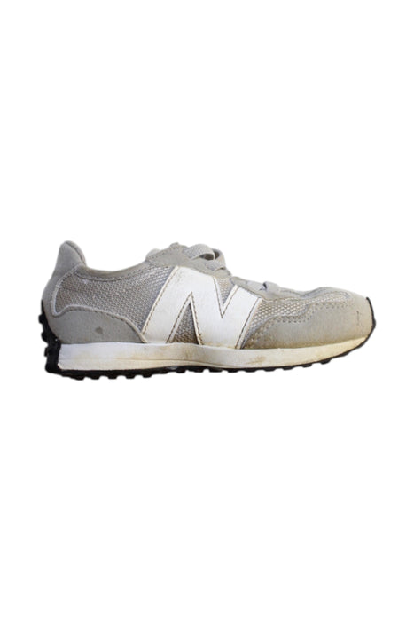 A Grey Sneakers from New Balance in size 18-24M for boy. (Front View)