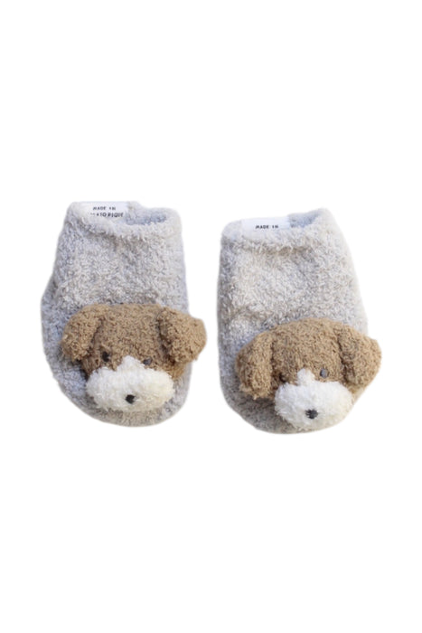 A Grey Booties from Gelato Pique in size Newborn for boy. (Front View)