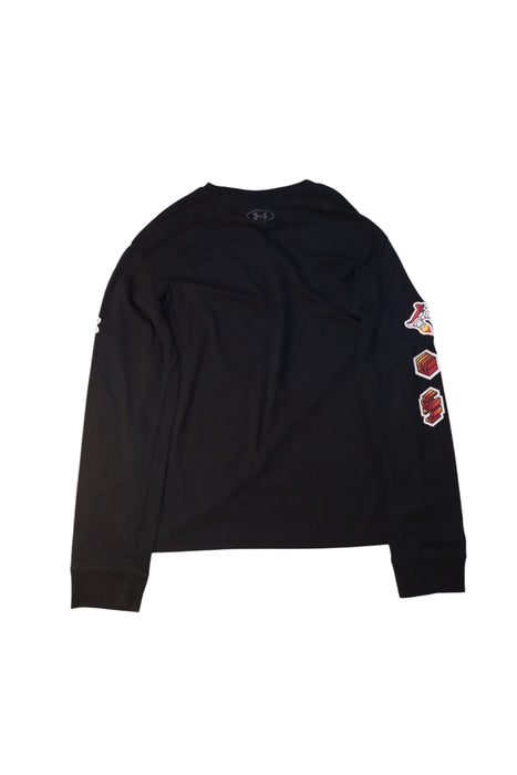 A Black Crewneck Sweatshirts from Under Armour in size 11Y for boy. (Back View)