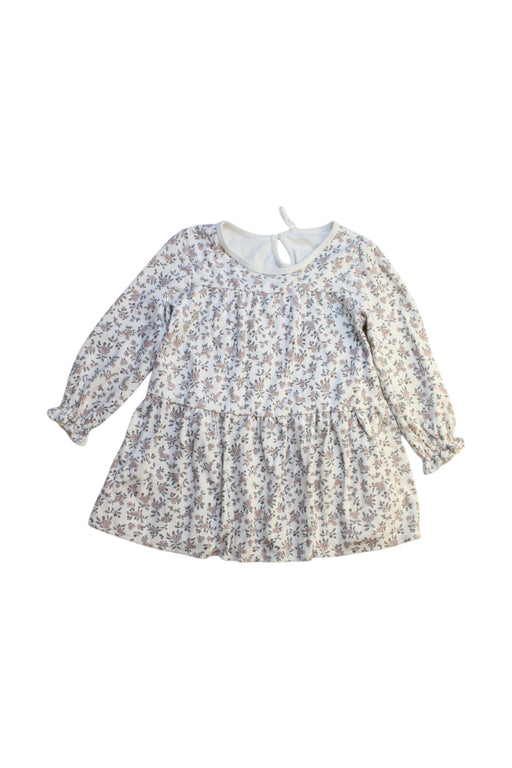 A White Long Sleeve Dresses from Quincy Mae in size 3T for girl. (Front View)