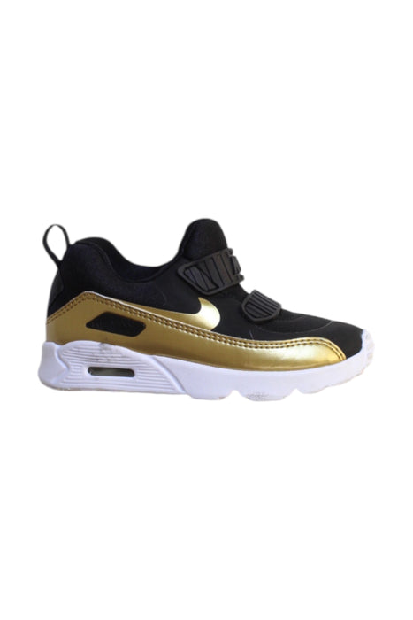 A Black Sneakers from Nike in size 18-24M for boy. (Front View)