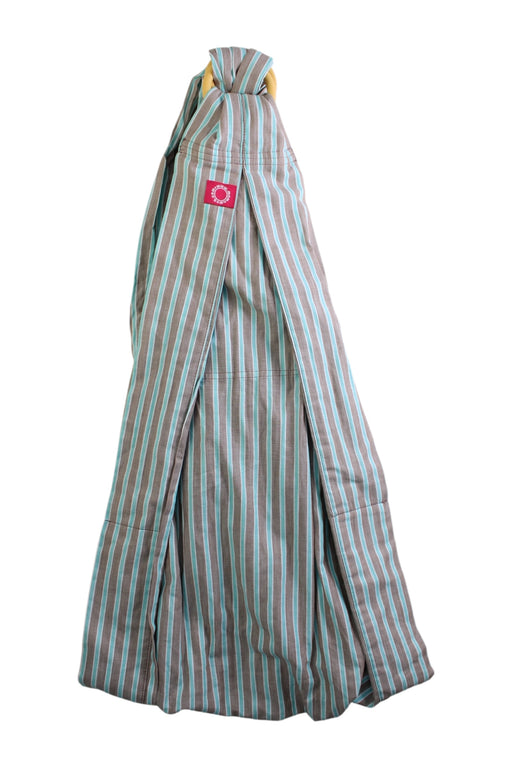 A Multicolour Baby Carriers from Mamaway in size O/S for neutral. (Front View)