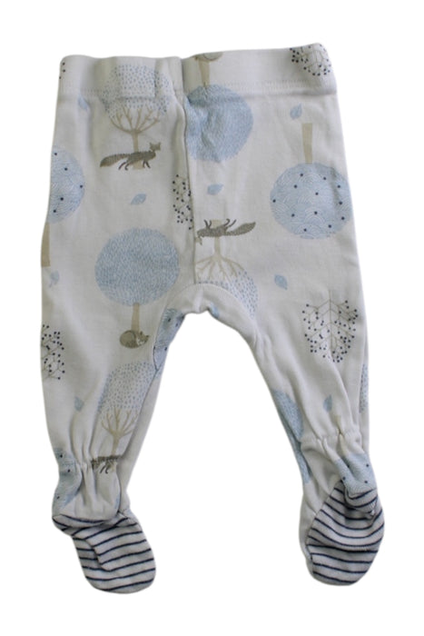 A White Casual Pants from Wilson & Frenchy in size Newborn for boy. (Back View)