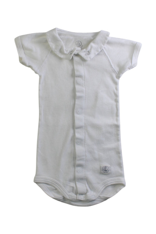 A White Short Sleeve Bodysuits from Petit Bateau in size 3-6M for boy. (Front View)