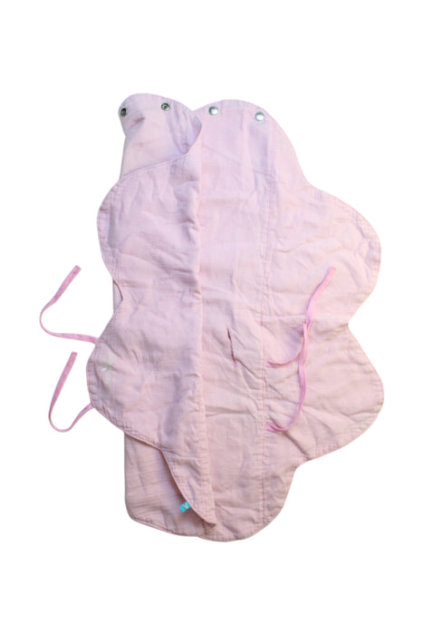 A Pink Swaddles from Wallaboo in size O/S for girl. (Front View)