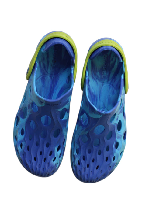 A Multicolour Aqua Shoes from Merrell in size 9Y for boy. (Back View)