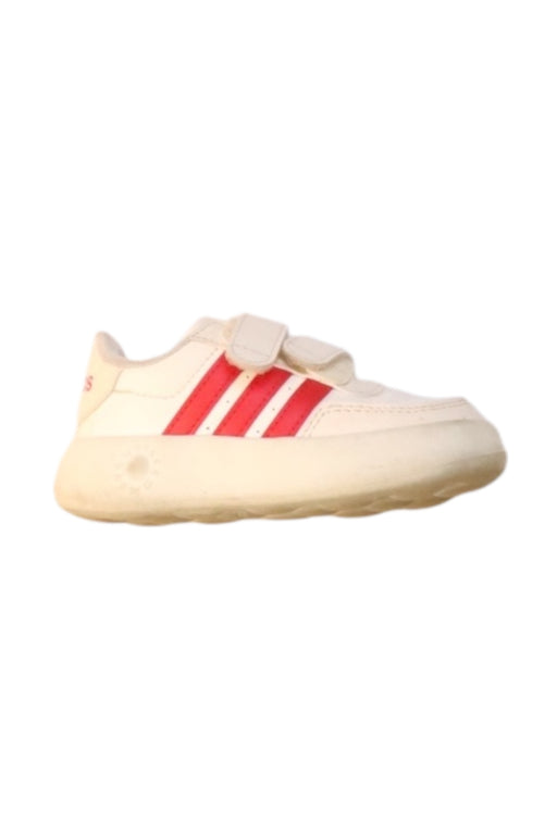 A White Sneakers from Adidas in size 18-24M for neutral. (Front View)