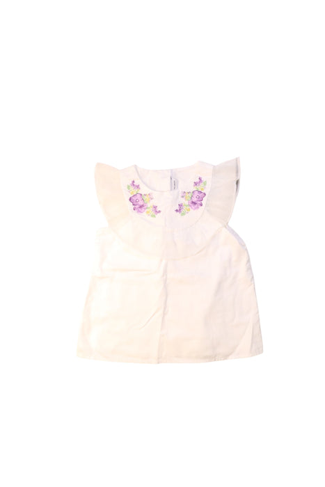 A White Sleeveless Tops from Janie & Jack in size 5T for girl. (Front View)