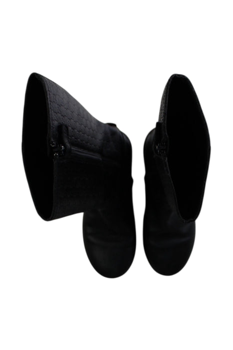 A Black Casual Boots from Gucci in size 5T for girl. (Back View)