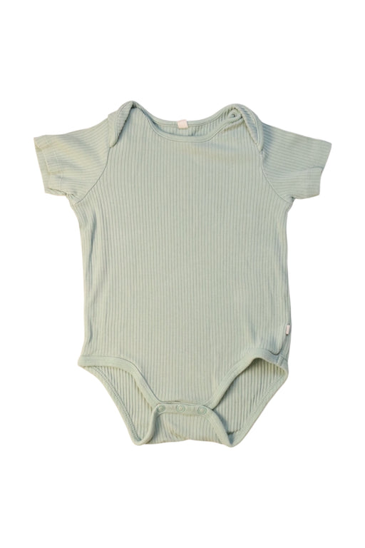 A Green Short Sleeve Bodysuits from Mori in size 12-18M for girl. (Front View)