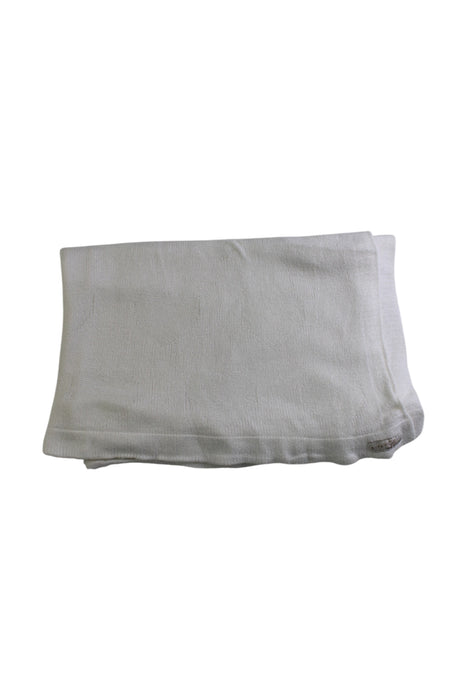 A White Blankets from Pure Love in size O/S for neutral. (Front View)