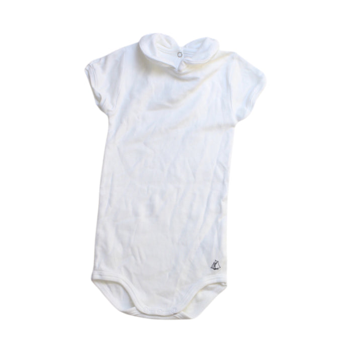 A White Short Sleeve Bodysuits from Petit Bateau in size 12Y for neutral. (Front View)