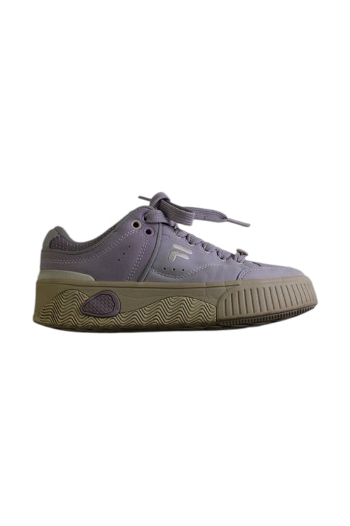 A Purple Sneakers from Fila in size 11Y for girl. (Front View)