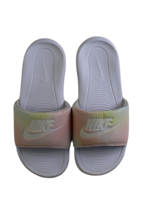 A Multicolour Slip Ons from Nike in size 11Y for girl. (Back View)