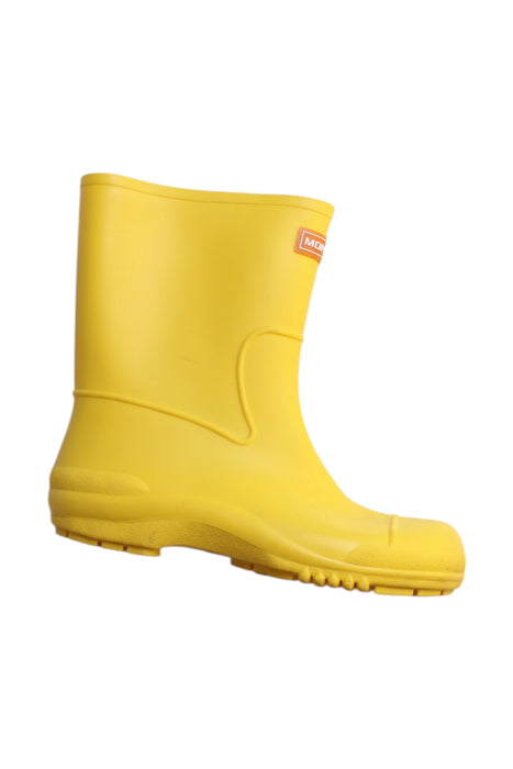 A Yellow Rain Boots from Montrre in size 6-12M for boy. (Front View)
