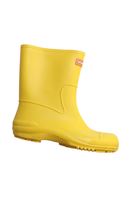 A Yellow Rain Boots from Montrre in size 6-12M for boy. (Front View)