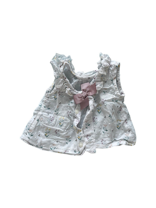 A White Sleeveless Shirts from Paz Rodriguez in size 6-12M for girl. (Front View)