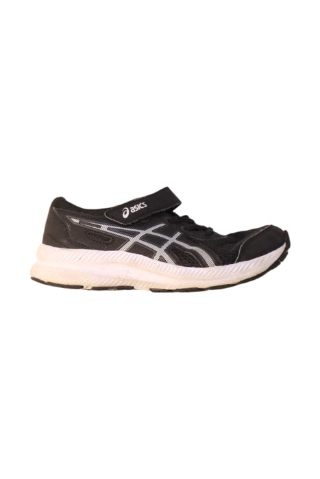 A Black Sneakers from ASICS in size 7Y for girl. (Front View)