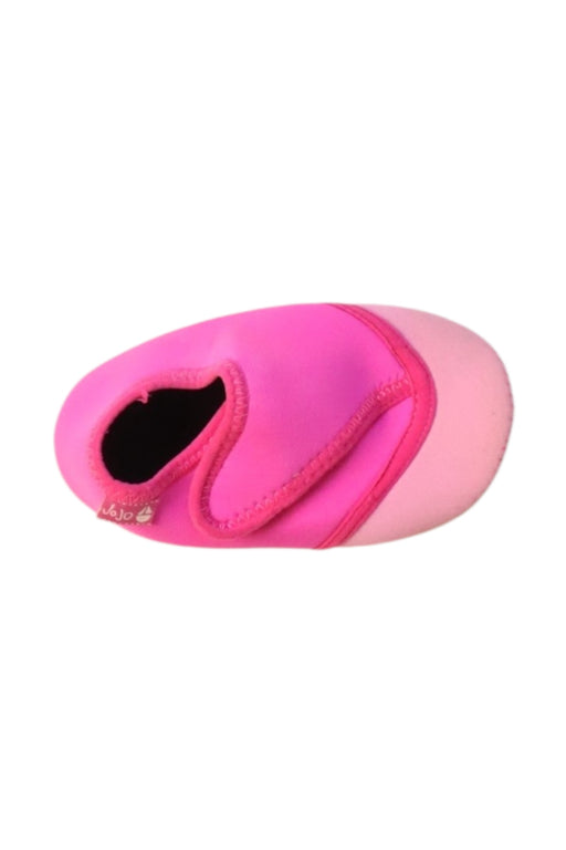 A Pink Aqua Shoes from Jojo Maman Bébé in size 12-18M for girl. (Front View)