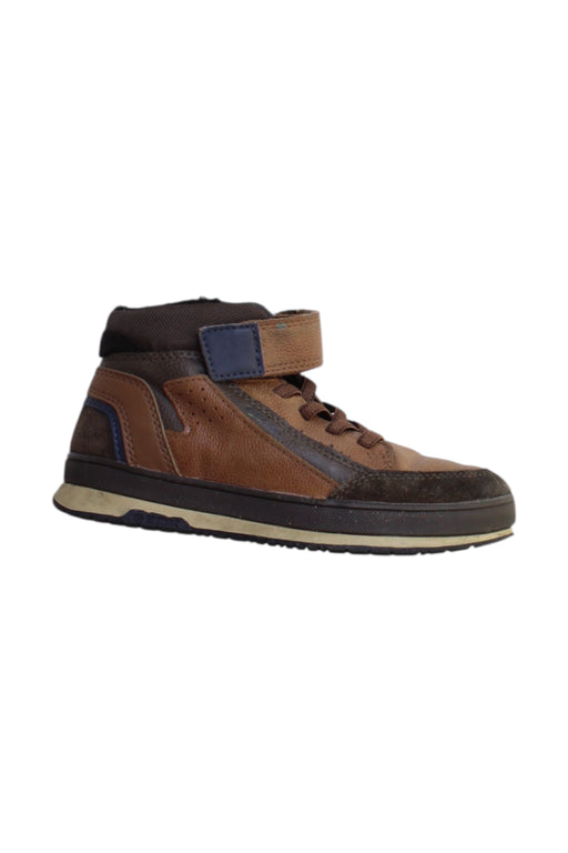 A Brown Sneakers from Geox in size 6T for boy. (Front View)