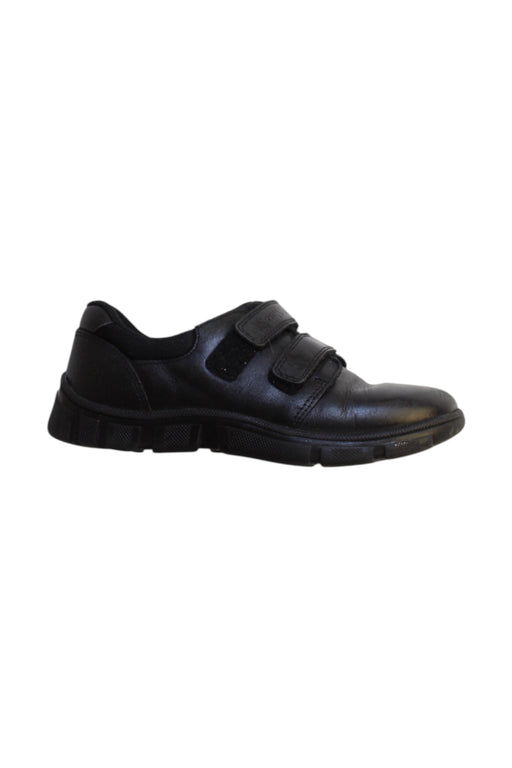 A Black Dress Shoes from Stride Rite in size 7Y for neutral. (Front View)