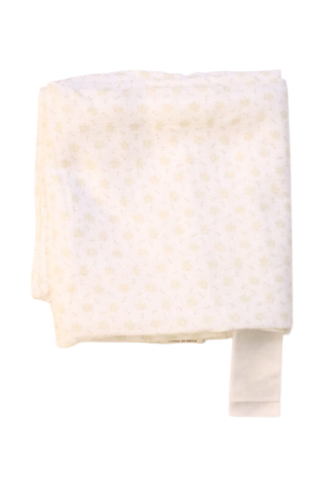 A Ivory Blankets from Bonpoint in size O/S for neutral. (Back View)