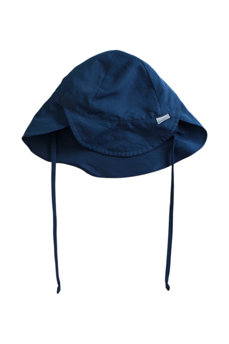 A Navy Sun Hats from Green Sprouts in size 6-12M for neutral. (Front View)
