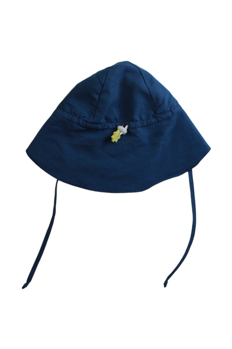 A Navy Sun Hats from Green Sprouts in size 6-12M for neutral. (Back View)