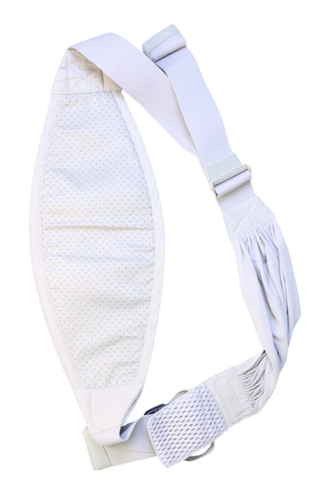 A White Baby Carriers from Konny in size O/S for maternity. (Back View)