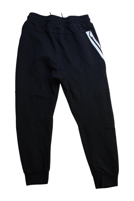A Black Sweatpants from Nike in size 13Y for boy. (Back View)