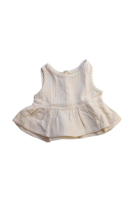 A Ivory Sleeveless Tops from Quincy Mae in size 12-18M for girl. (Front View)