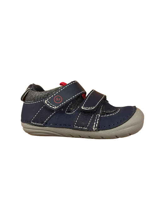A Navy Sandals from Stride Rite in size 12-18M for boy. (Front View)