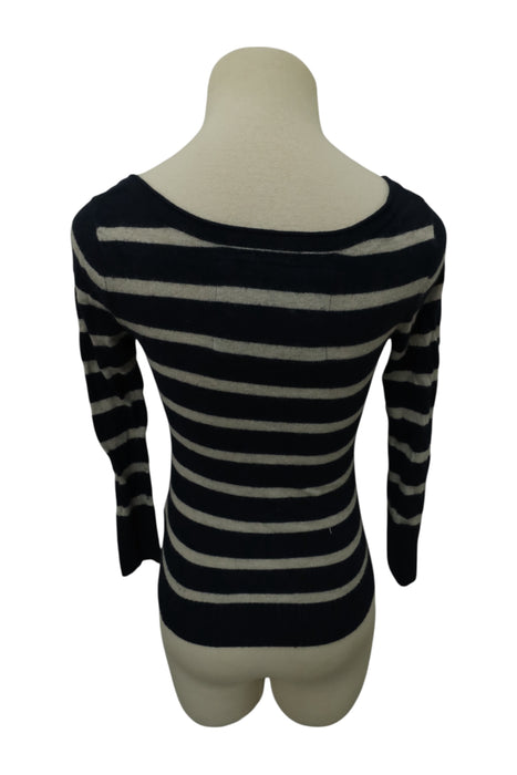 A Navy Cardigans from Abercrombie & Fitch in size Maternity-XS for maternity. (Back View)