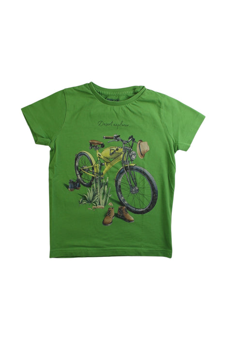 A Green Short Sleeve T Shirts from Mayoral in size 5T for neutral. (Front View)